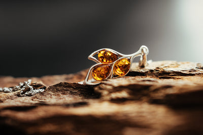 Nature's Symphony - Silver Leaf Pendant with Baltic Amber