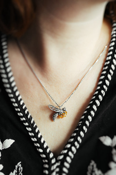 Buzzing Beauty - Silver Bee Pendant with Natural Baltic Amber