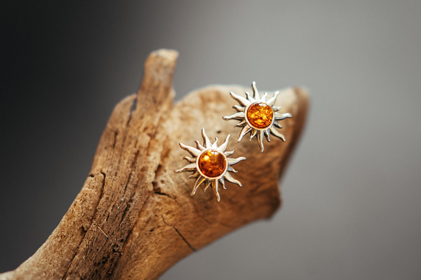 Sun amber stud earrings.
