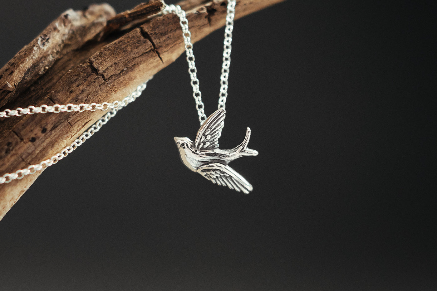 Silver swallow pendant
